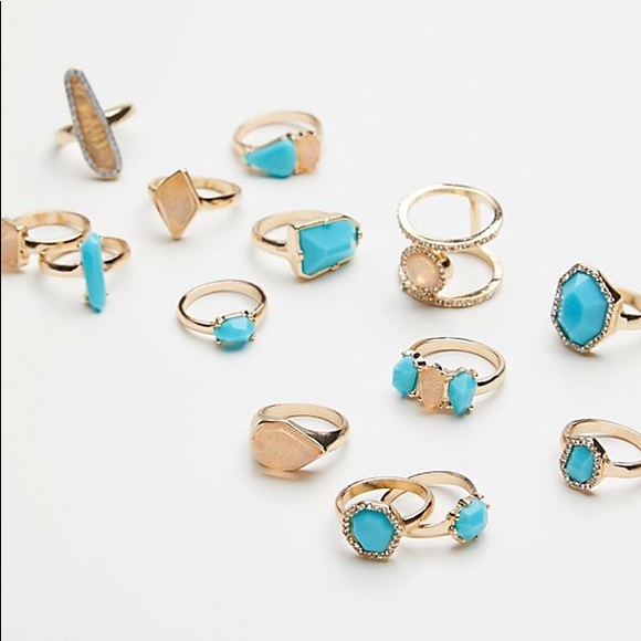 Free People Jewelry - NWT Free People 🌙 Mega Stone Ring Set